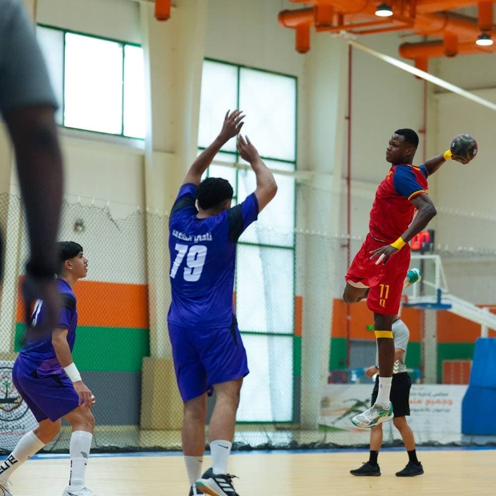 Jerusalem youth handball leads