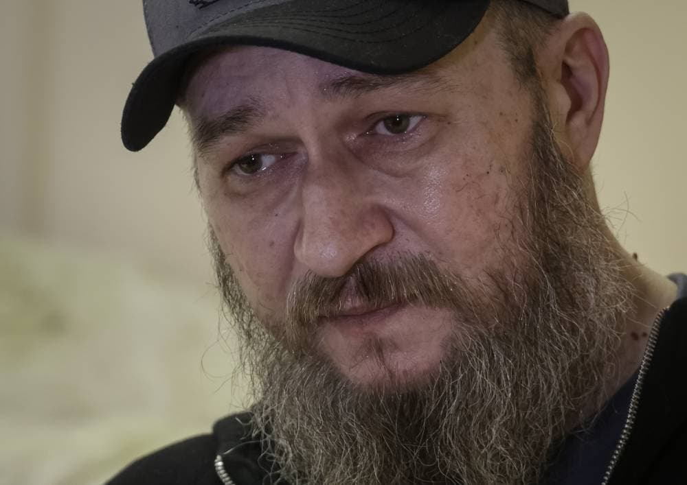 Ukrainian soldier amputates foot to survive