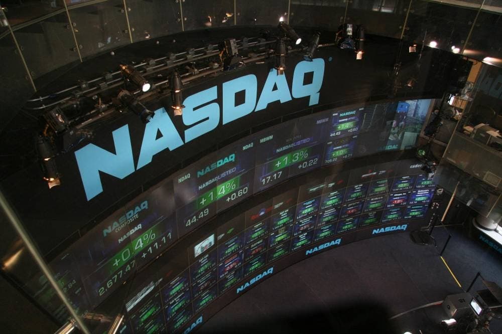 Weak results sink tech shares