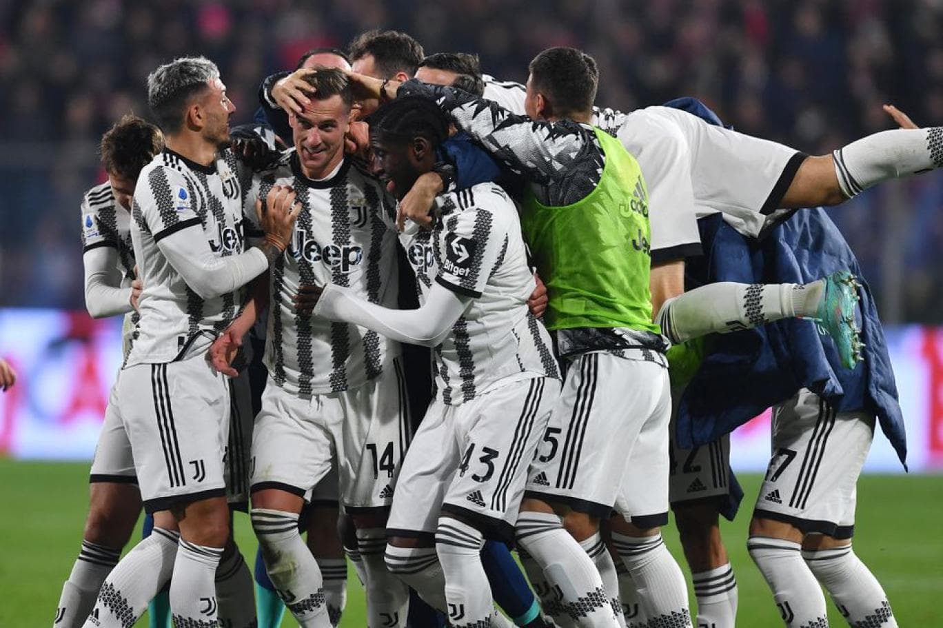 Juventus Seeks Zeirki Loan from Man U