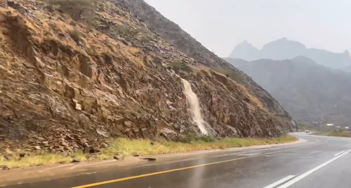 Weather alert: Storms and winds shifting
