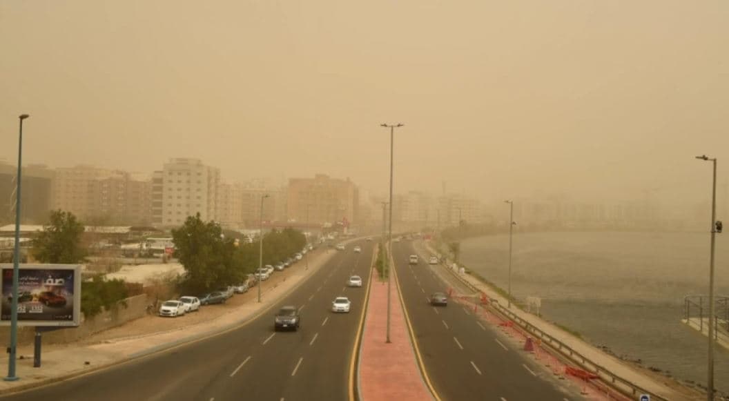 تحذير من أتربة ورياح على 11 محافظة في الرياض