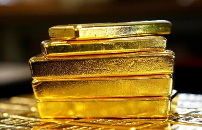 Gold Hits 3-Week Low