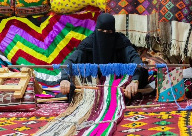 حرفيات الحدود الشمالية يسلطن الضوء على التراث