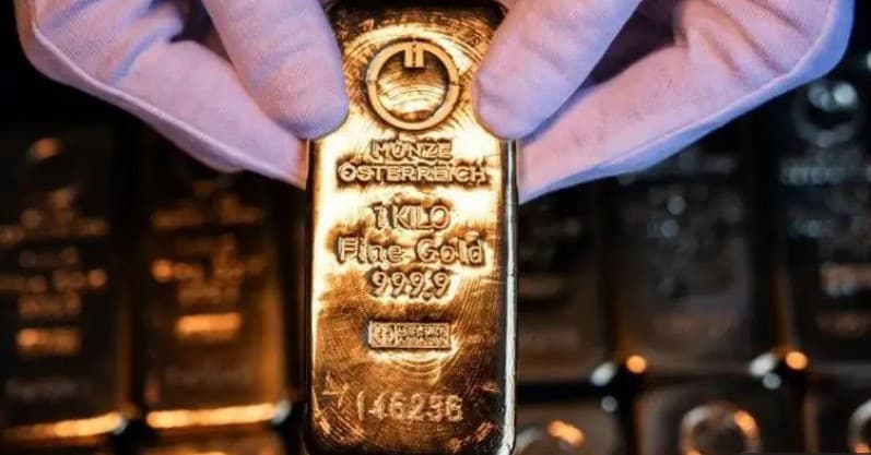 الذهب يلامس أعلى مستوى في أسبوعين مع انتظار قرار الفائدة الأمريكية