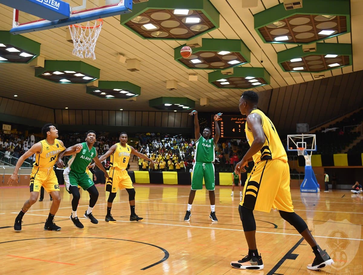 Al-Ahli suspends basketball and handball activities
