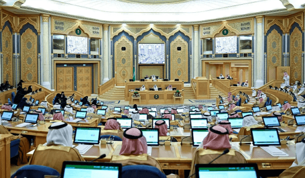 الشورى يطالب 8 جهات حكومية بوضع خطط تطوير ومعالجة التحديات