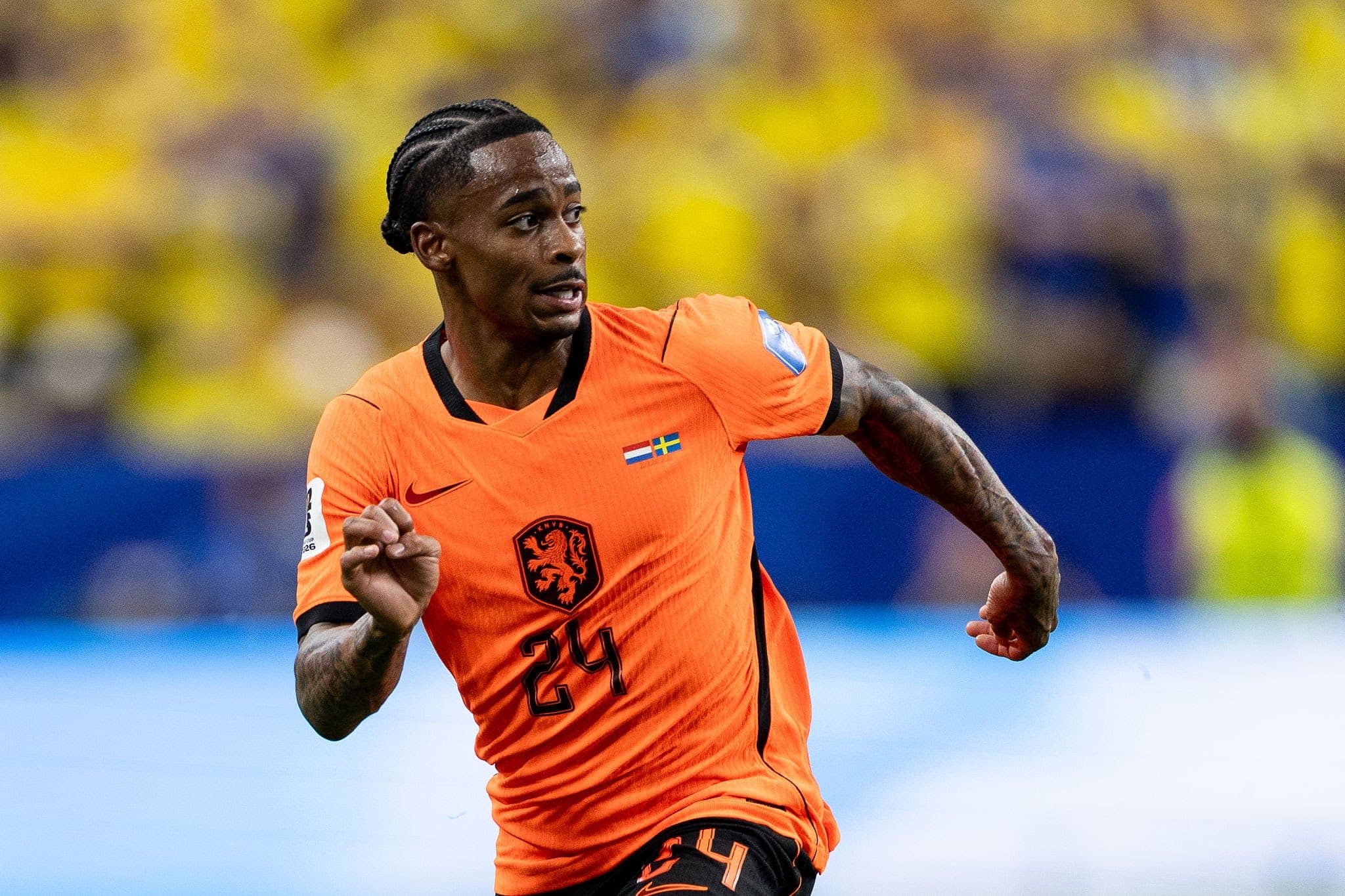 الهلال يتفاوض مع كريسنسيو سومرفيل لتعزيز فريقه
