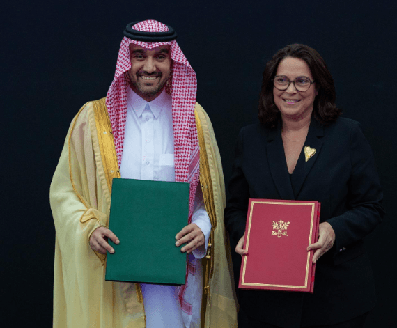 السعودية وفرنسا تؤكدان التعاون الرياضي