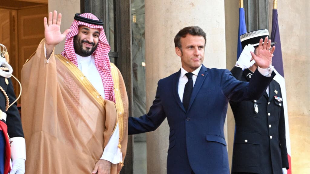 Crown Prince Begins Paris State Visit