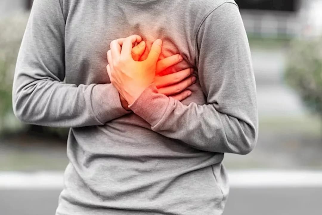 Hospitals Must Accept Heart Attack Cases