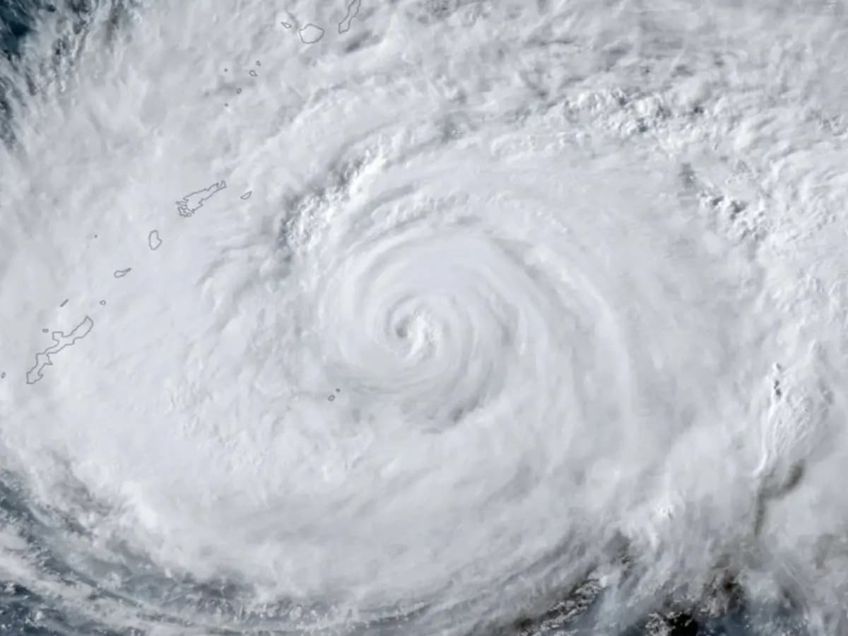 Eastern China schools and tourism close due to Typhoon Dolphin