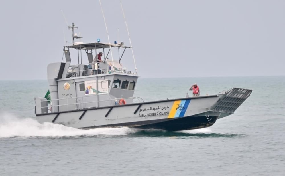 Monitoring maritime safety violations in Medina