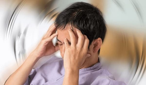 طبيبة أعصاب تحذر من خطورة الدوخة
