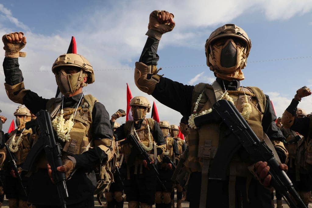 Yemeni Army Attacks Houthi Strongholds