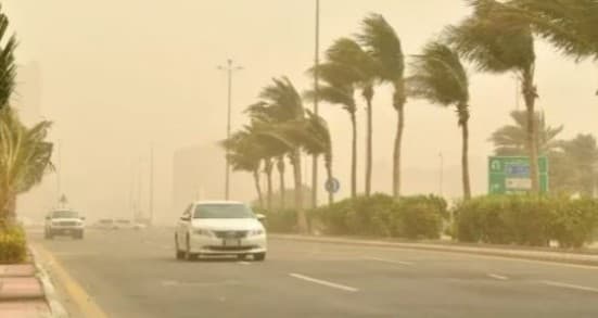 Makkah Provinces Face Winds and Dust