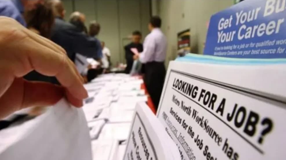 Interest Rate Hike Prospects Rise After Job Data