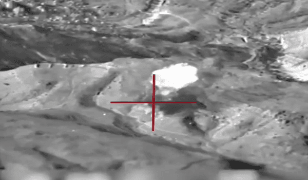 Yemeni Army Attacks Houthi Targets
