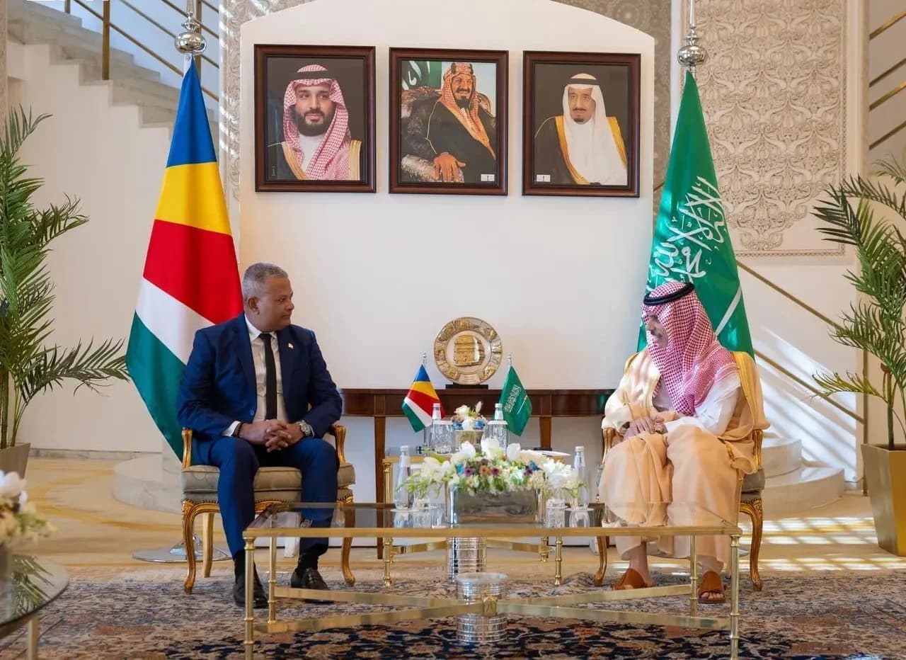 السعودية وكميرون تتفاوض لتعزيز العلاقات