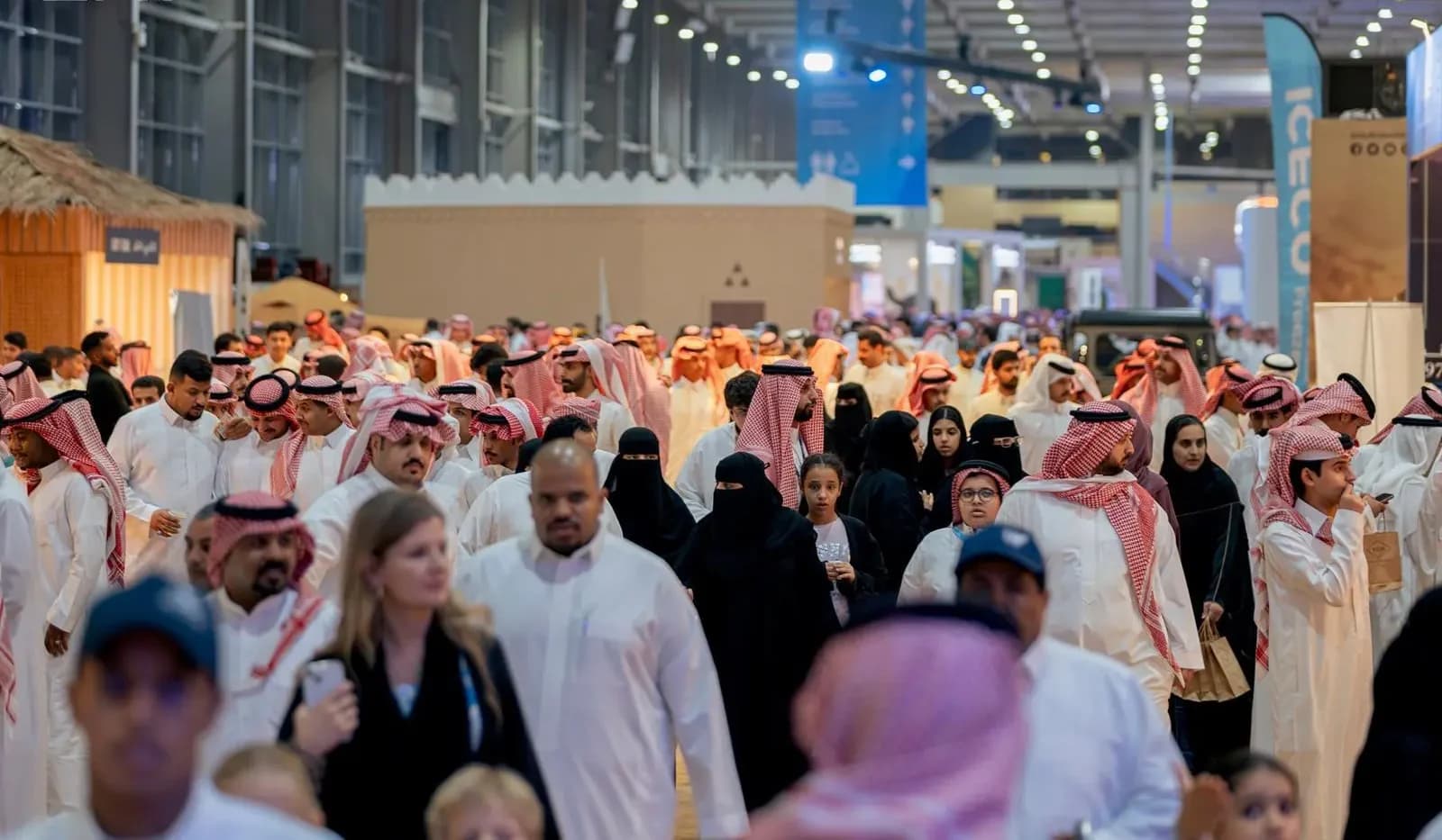 Falcon Exhibition Welcomes Over 700,000 Visitors