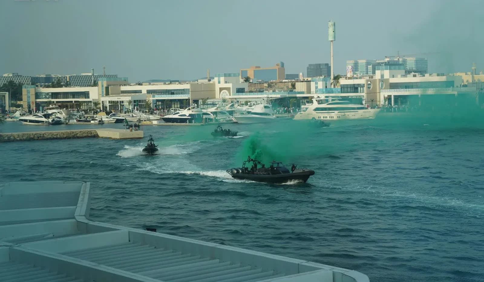 السعودية البحرية تُبرز عروض اليوم الوطني في جدة