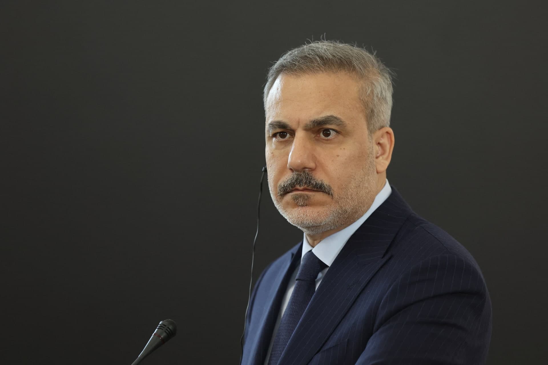 تركيا تدعو لحرية عبور في هرمز