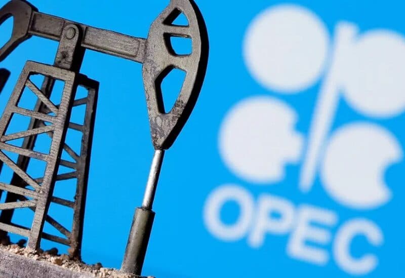 توقعات النفط 2027 وخلاف أوبك ووكالة الطاقة