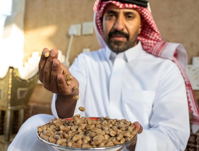 قهوة العباس من نواة التمر
