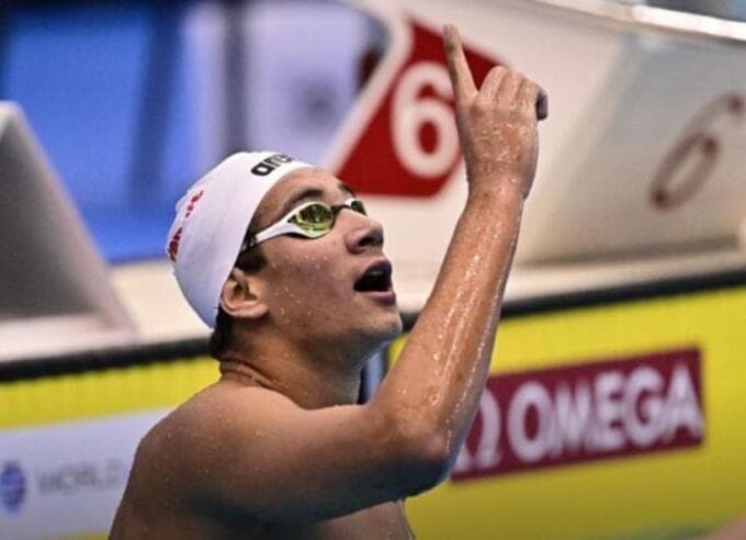 Ayyoub El-Hefnawi wins 200m freestyle