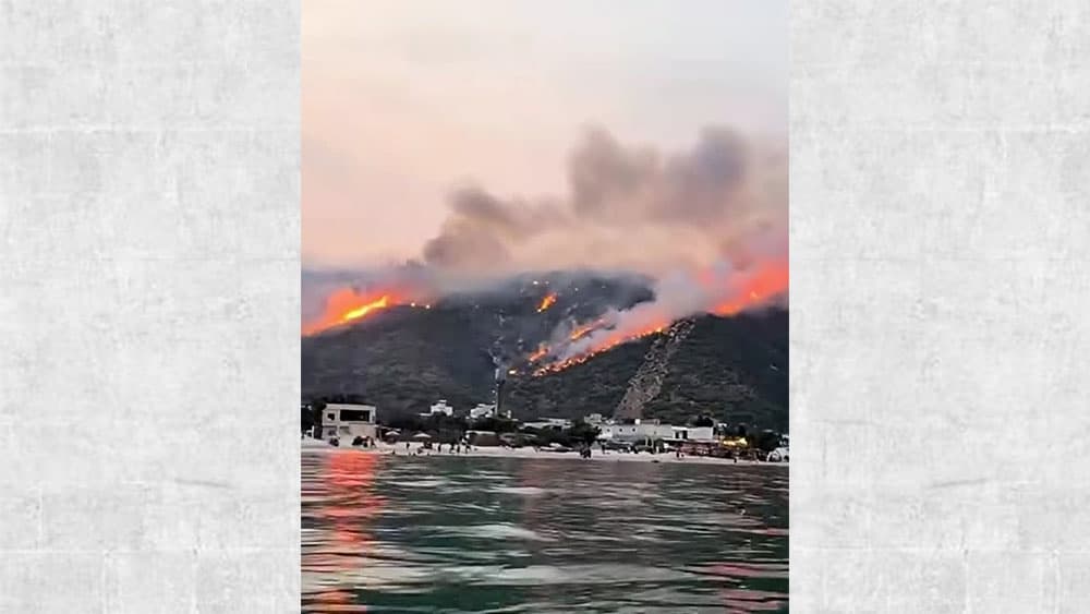 Salti Cave Fire Diminishes