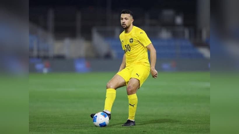 Peacock's Man inks deal with Espérance