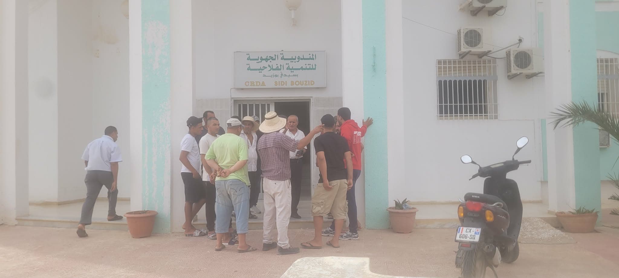 Sidi Bouzid farmers seek tractor aid
