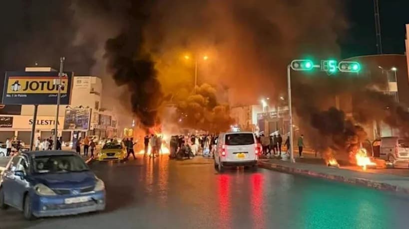 Tripoli protests block Foreign Ministry