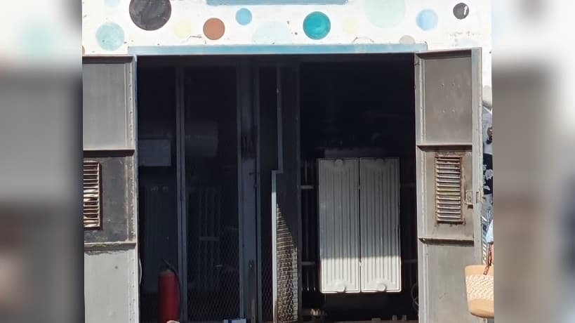 حريق محول كهربائي برأس الجبل