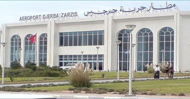 Over 50 flights arrive at Djerba Airport