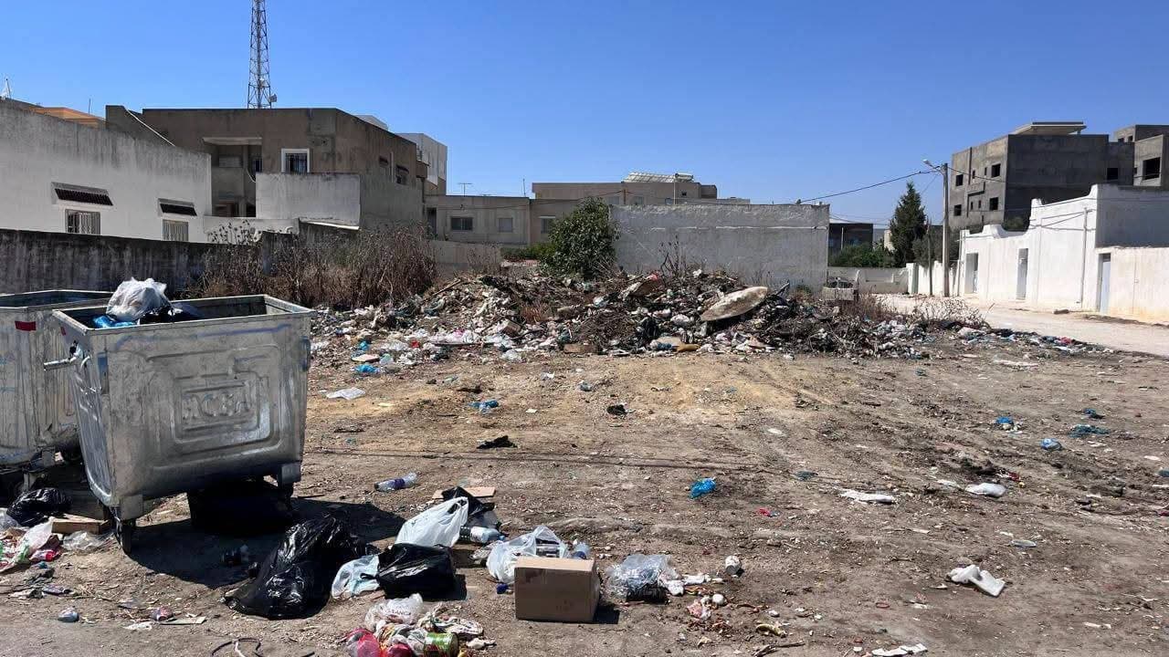 تراكم النفايات في نابل والحمامات
