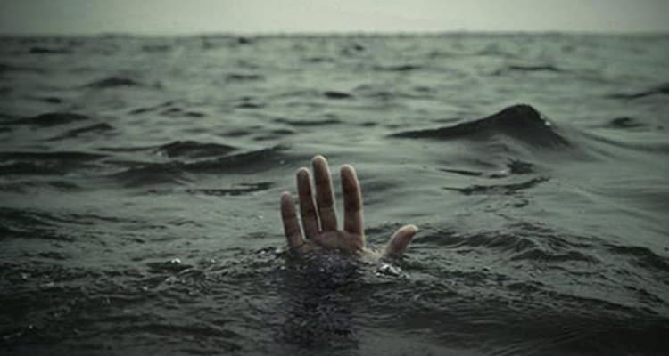 غرق 4 شبان في جرجيس ووفاة اثنين
