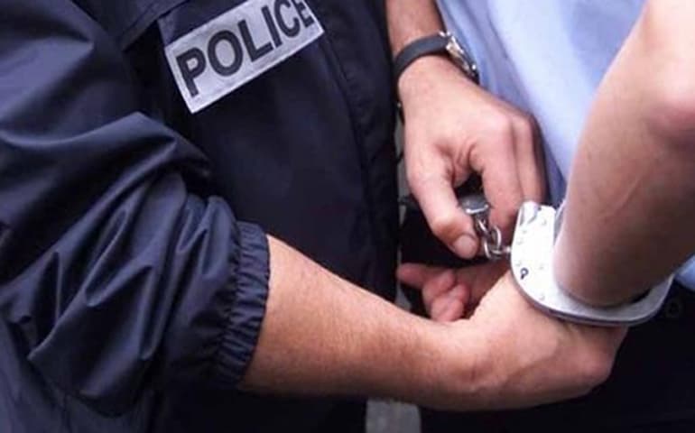 سوسة : اعتقال مفتش عنه بأمر مناشير