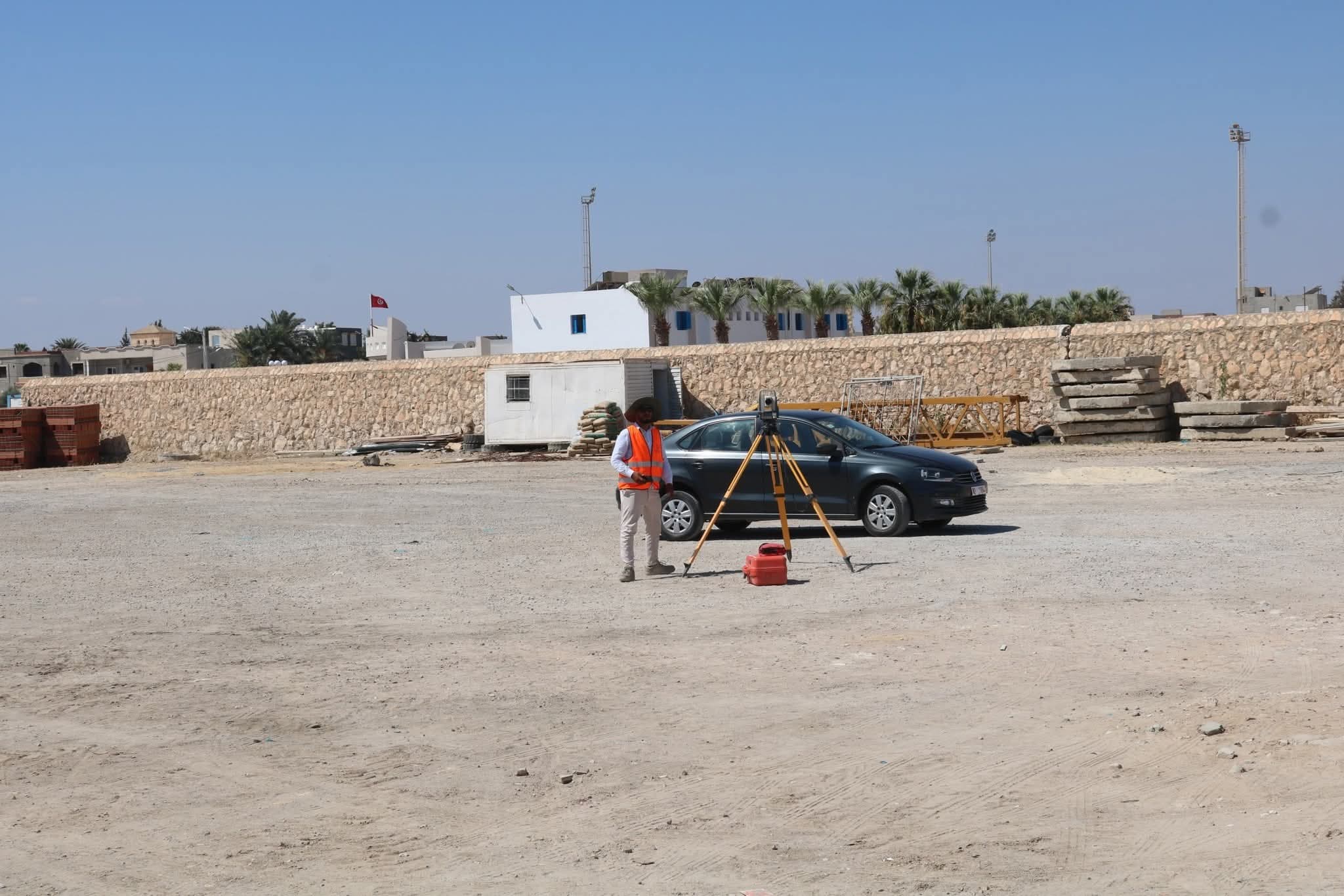 بدء بناء المسبح المركزي بالمهدية