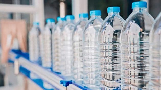 ملولش والمهدية توزع 10 آلاف قارورة مياه