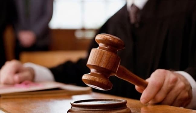 ترقية ونقل القضاة العسكريين