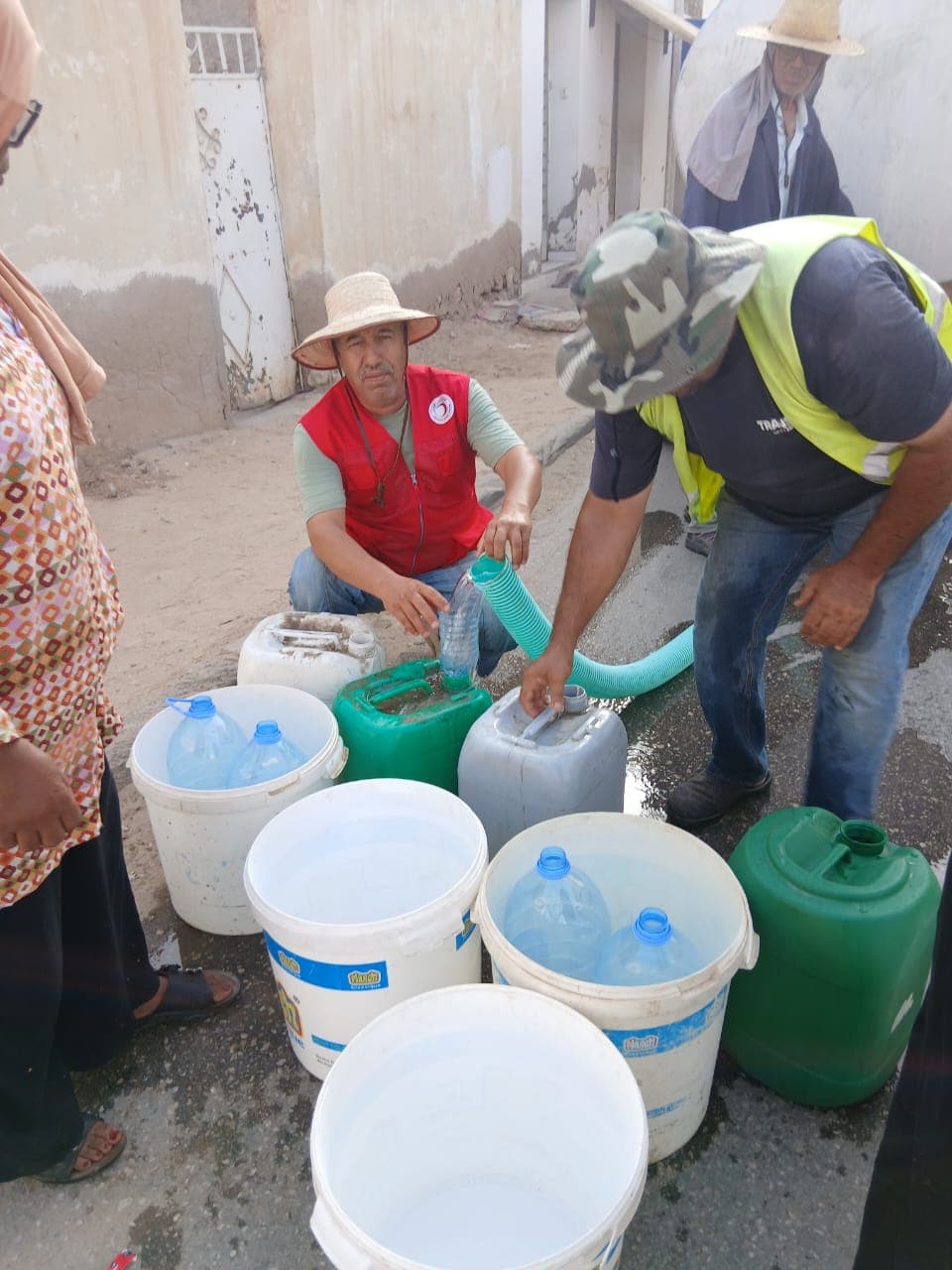 Red Crescent Supplies Water in Sidi Bouzid