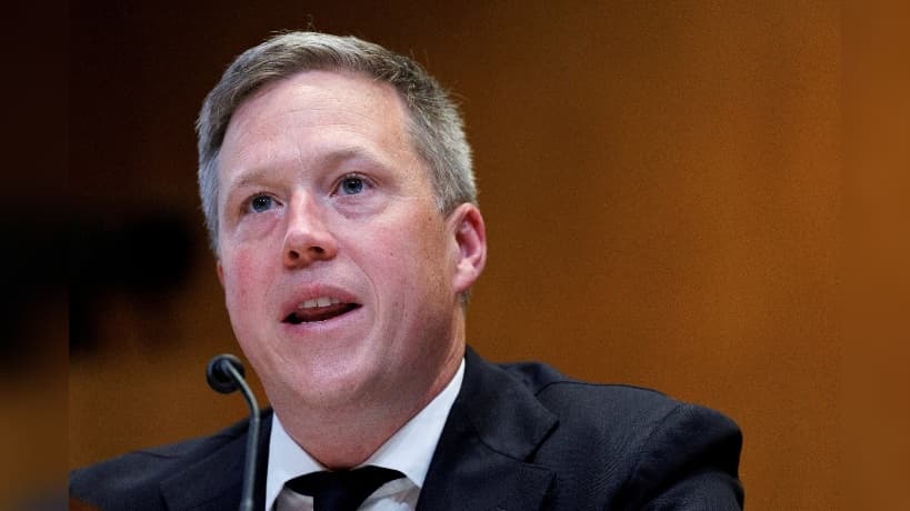 US Defense Secretary Resigns Reasons