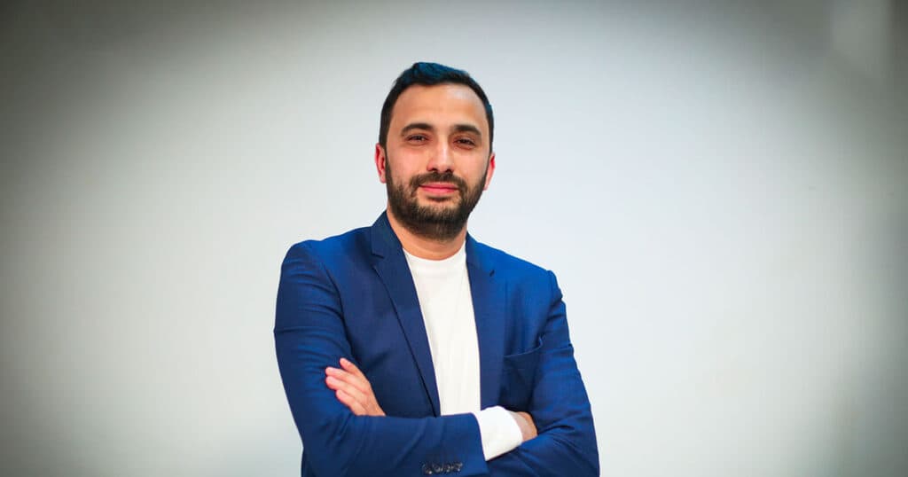 Al-Kateeba editor detained