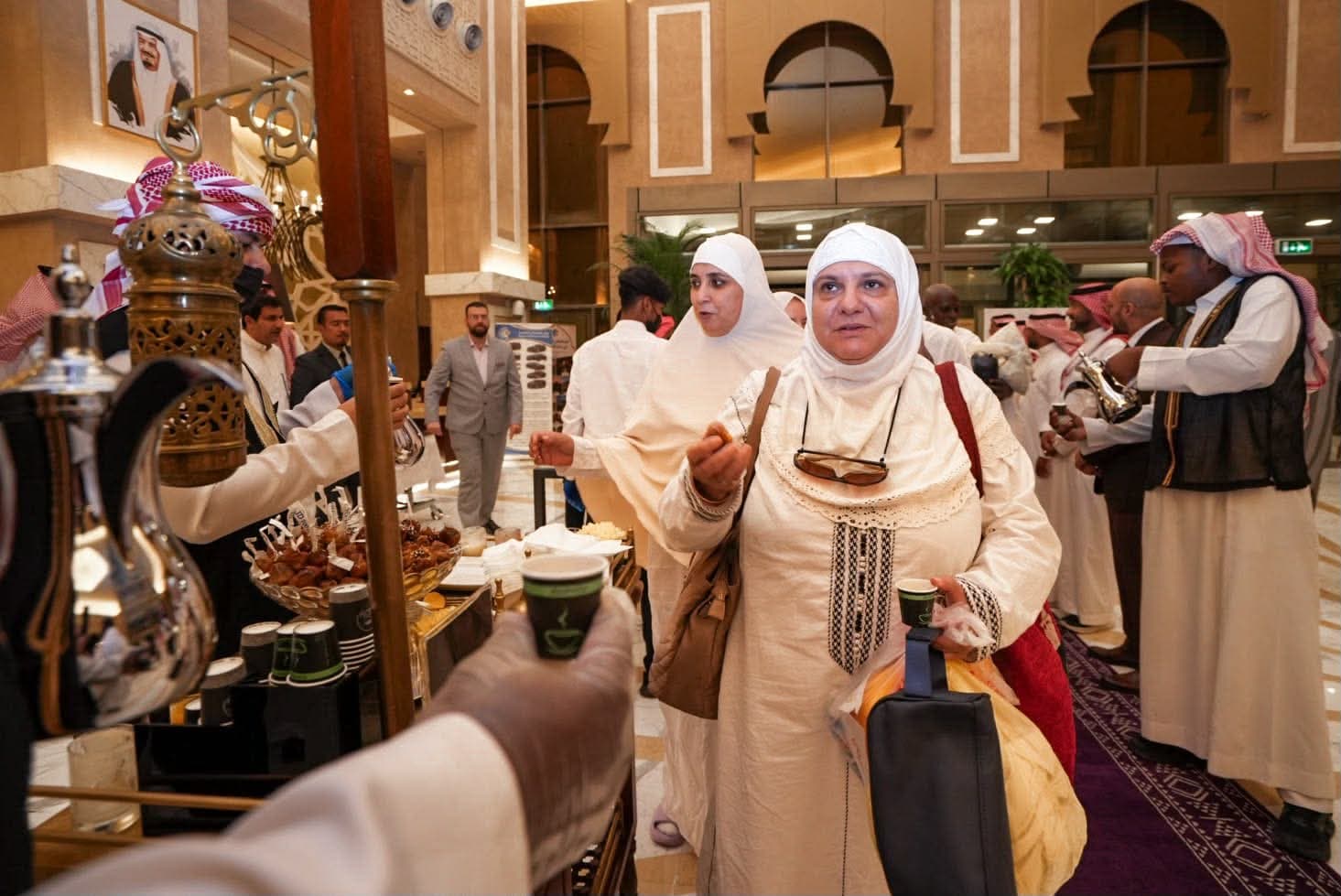 Tunisian Delegation Arrives in Mecca for Umrah