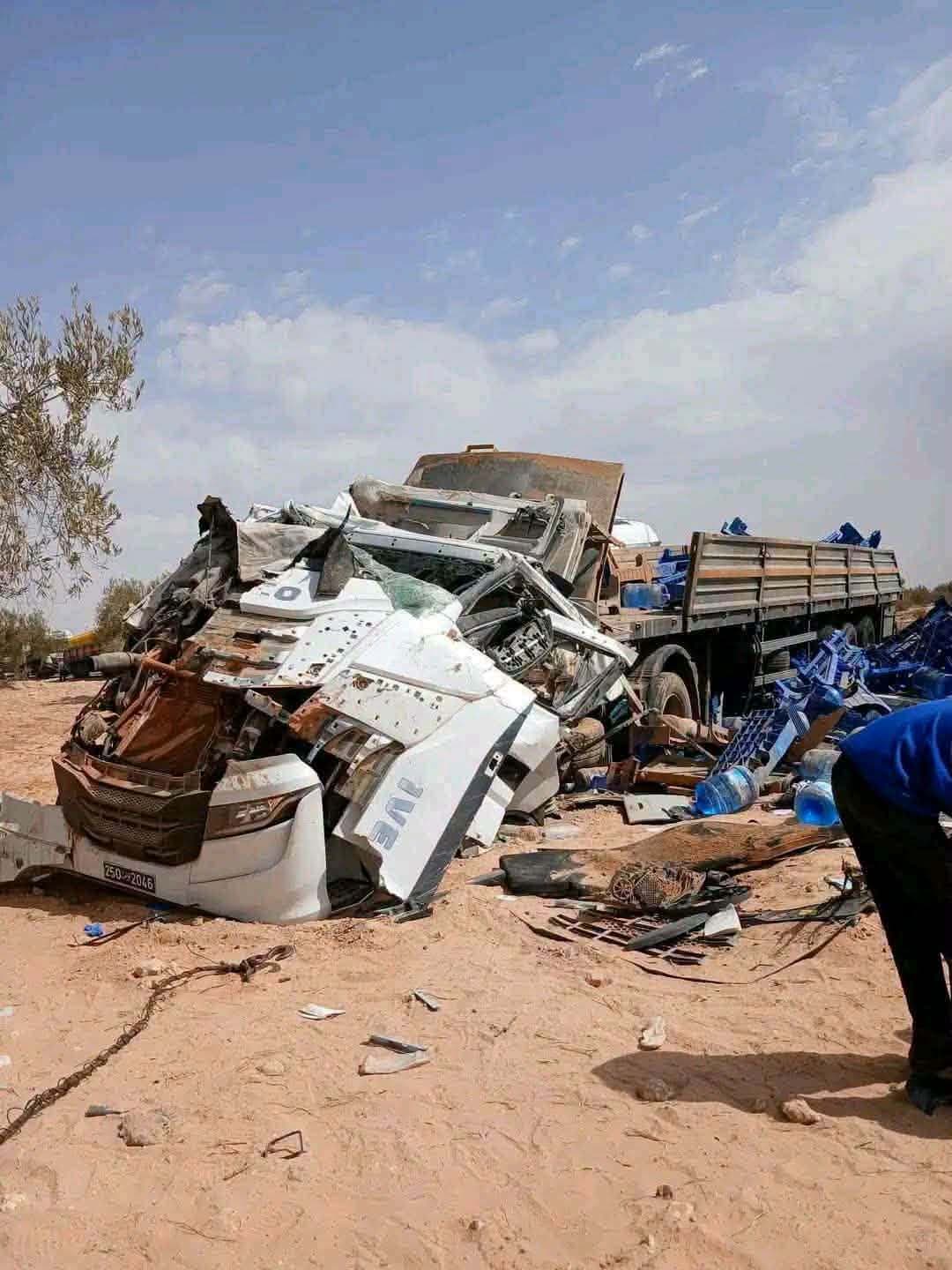 Truck crash injures three in Jerjees