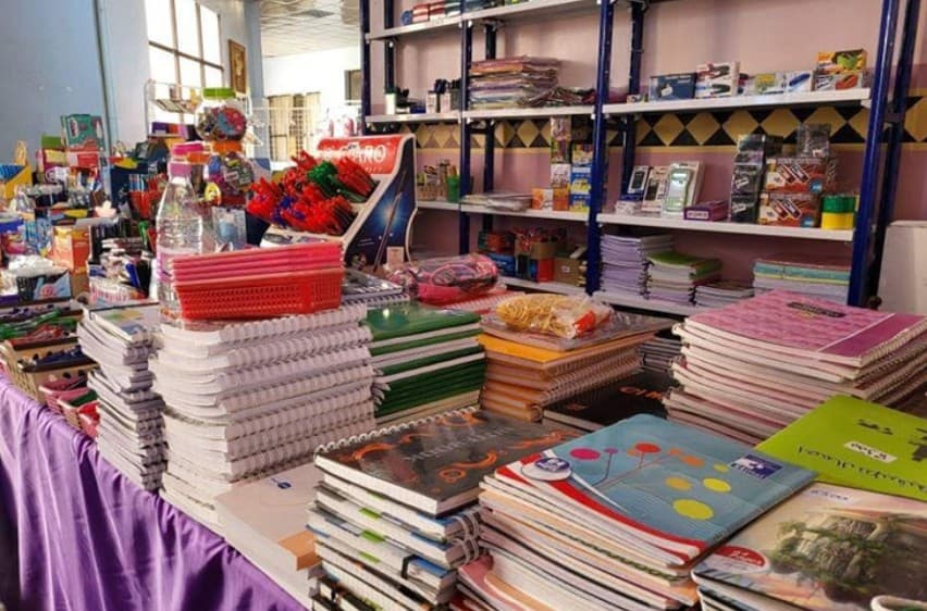 Manouba bookstore owners cite book and notebook shortages