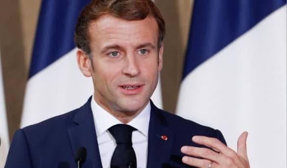 Macron convenes ministers on student protests