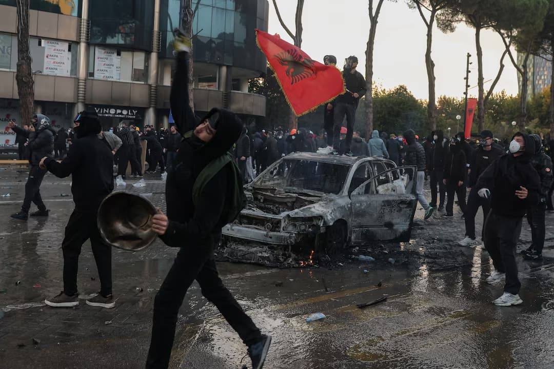 EU criticizes violence in Albanian student protests