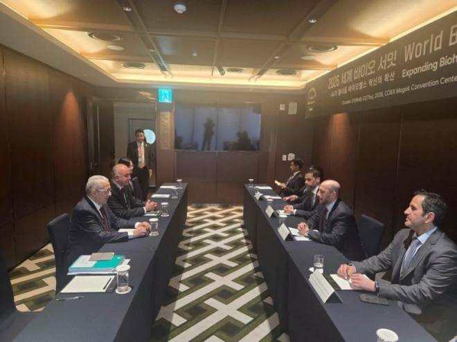 Seoul Ministry signs biotech and robotic surgery deals